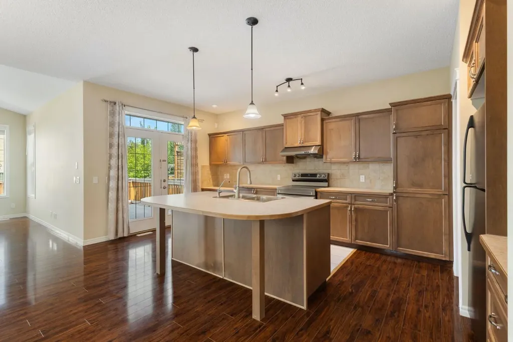 22 Brightoncrest Common SE Calgary AB T2Z 0N8