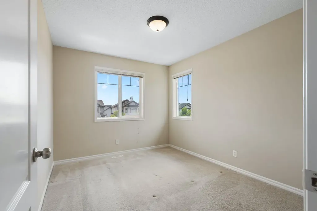22 Brightoncrest Common SE Calgary AB T2Z 0N8