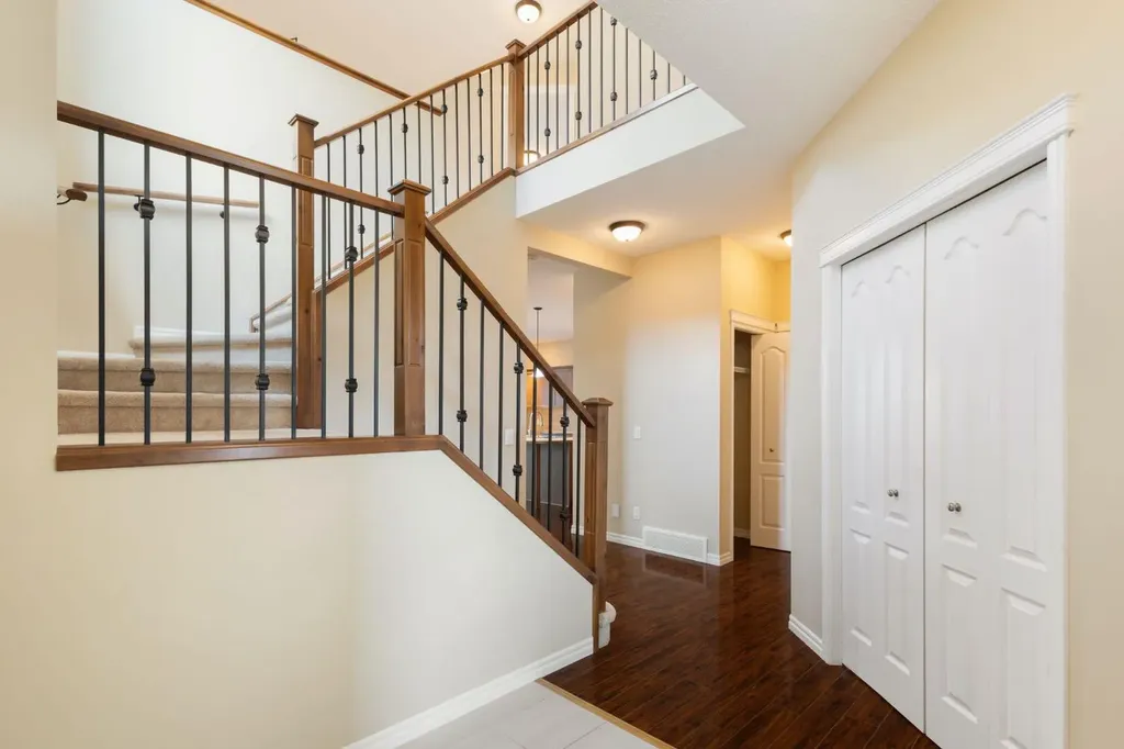 22 Brightoncrest Common SE Calgary AB T2Z 0N8
