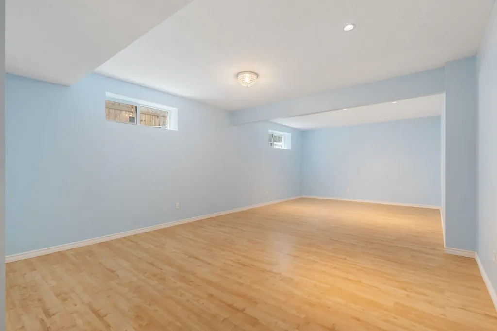22 Brightoncrest Common SE Calgary AB T2Z 0N8