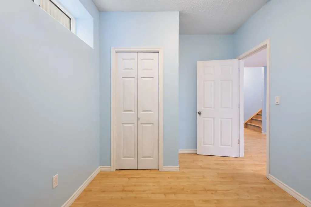 22 Brightoncrest Common SE Calgary AB T2Z 0N8