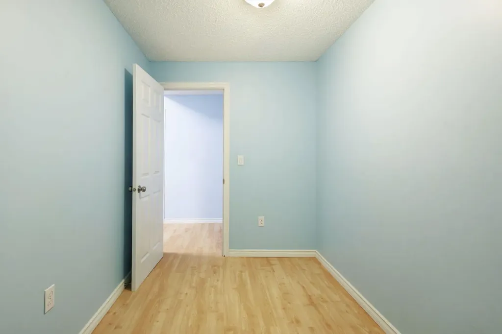 22 Brightoncrest Common SE Calgary AB T2Z 0N8