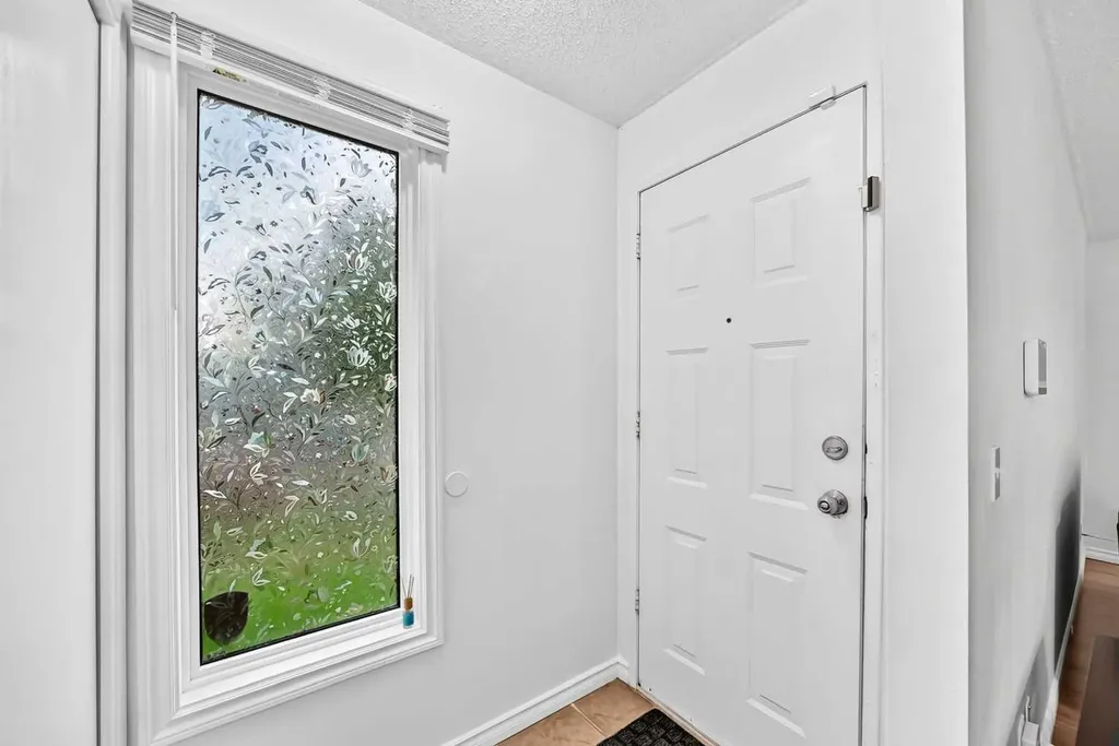15 Falshire Terrace NE Calgary AB T3J3B1