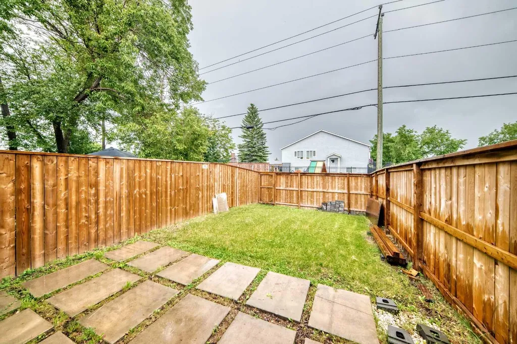 15 Falshire Terrace NE Calgary AB T3J3B1