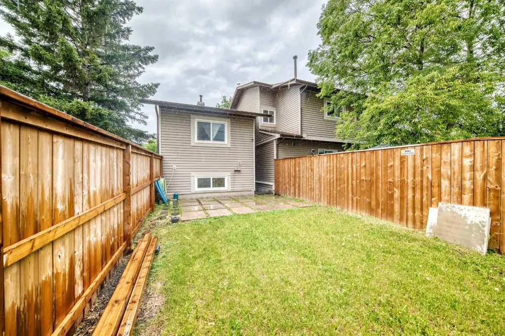 15 Falshire Terrace NE Calgary AB T3J3B1