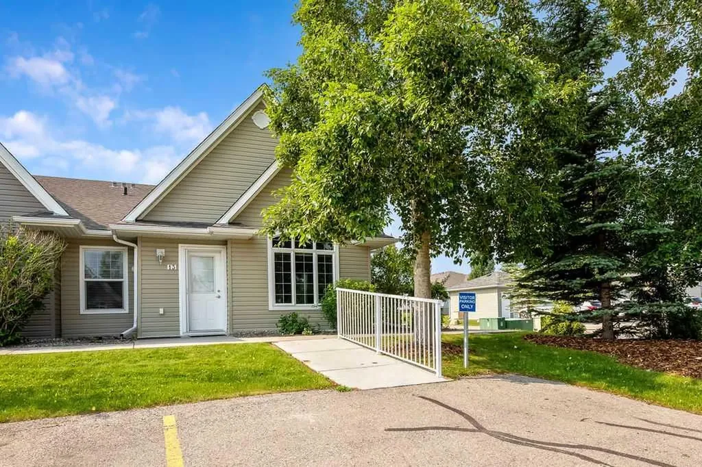 116 Ridgestone Lane Diamond Valley AB T0L 0H0