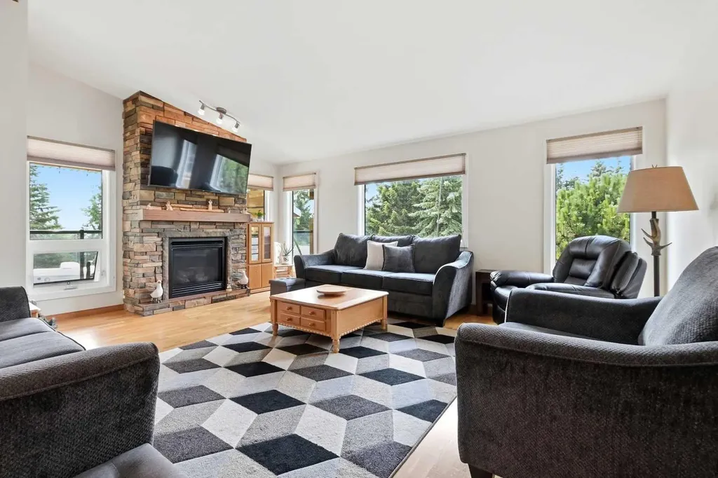 20 Sunnyside Road Parkland Beach AB T0C2J0