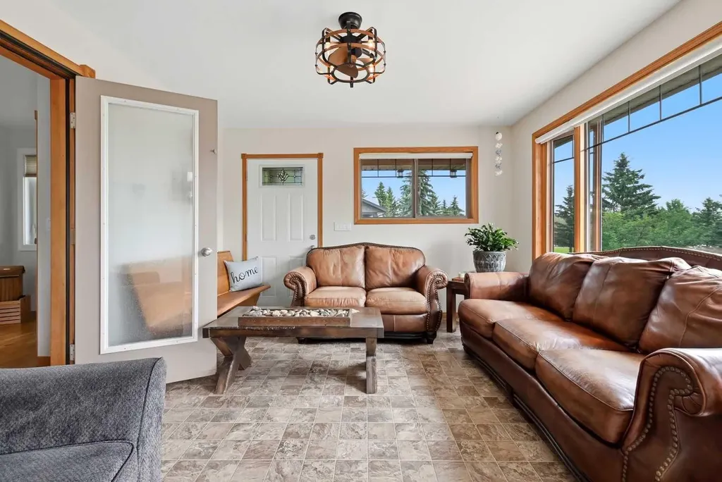 20 Sunnyside Road Parkland Beach AB T0C2J0