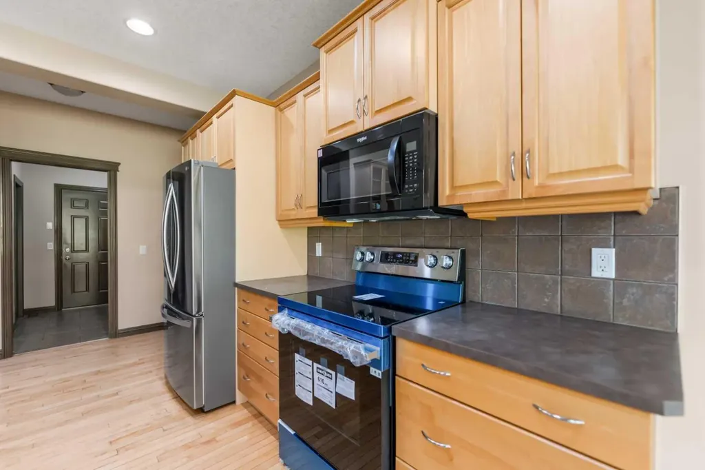 49 Panamount Rise NW Calgary AB T3K 6B6