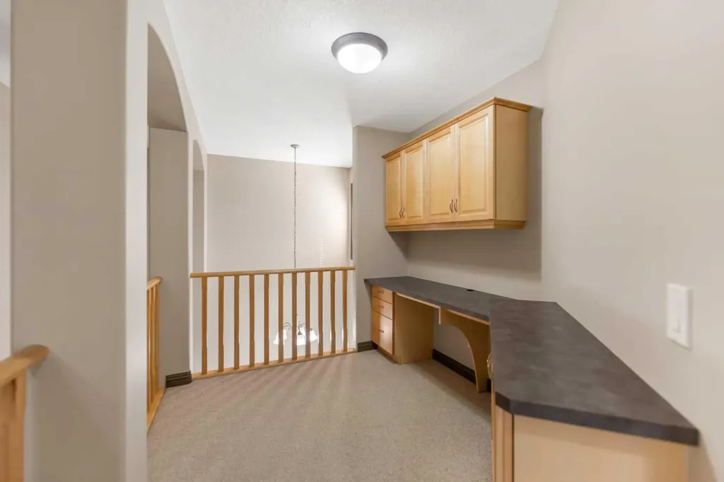 49 Panamount Rise NW Calgary AB T3K 6B6