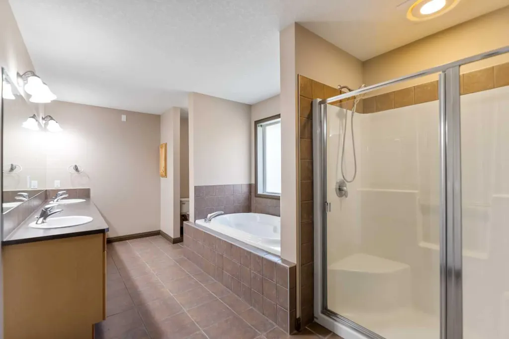 49 Panamount Rise NW Calgary AB T3K 6B6
