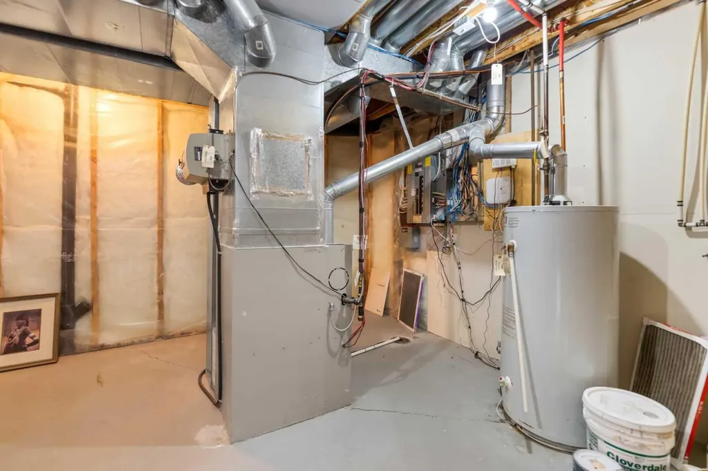 49 Panamount Rise NW Calgary AB T3K 6B6