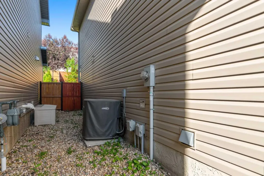 49 Panamount Rise NW Calgary AB T3K 6B6