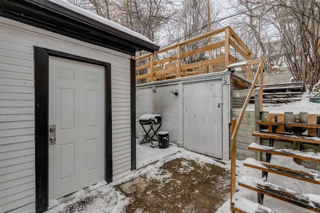 2514 16a Street SW Calgary AB T2T4K5