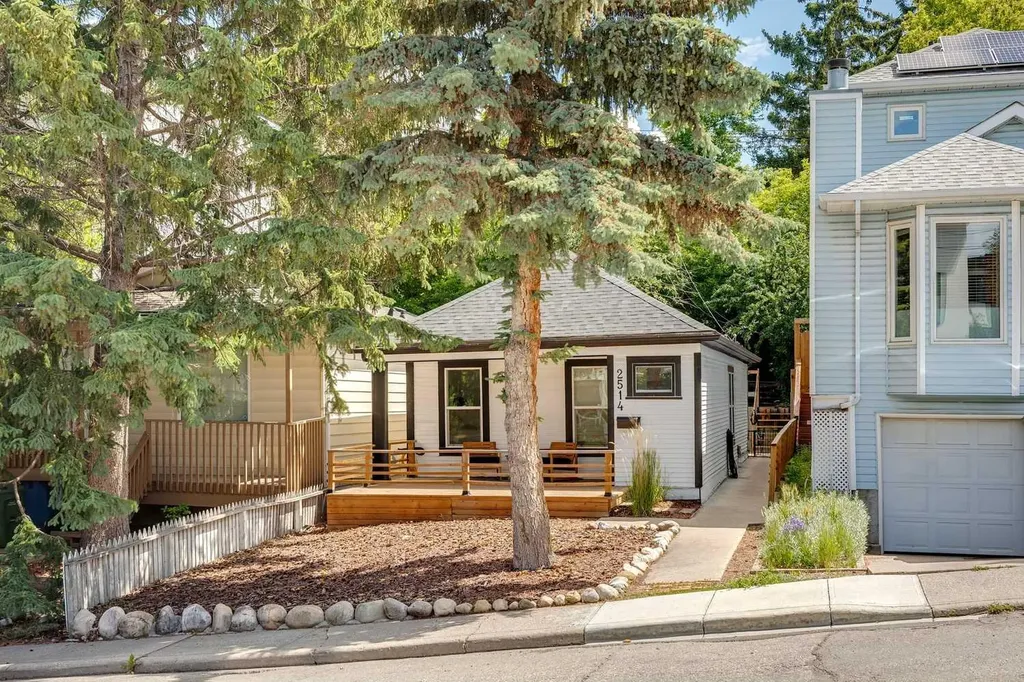 2514 16a Street SW Calgary AB T2T4K5