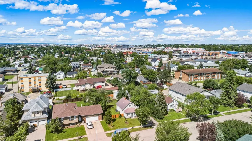 10122 106 Avenue Grande Prairie AB T8V 1J8