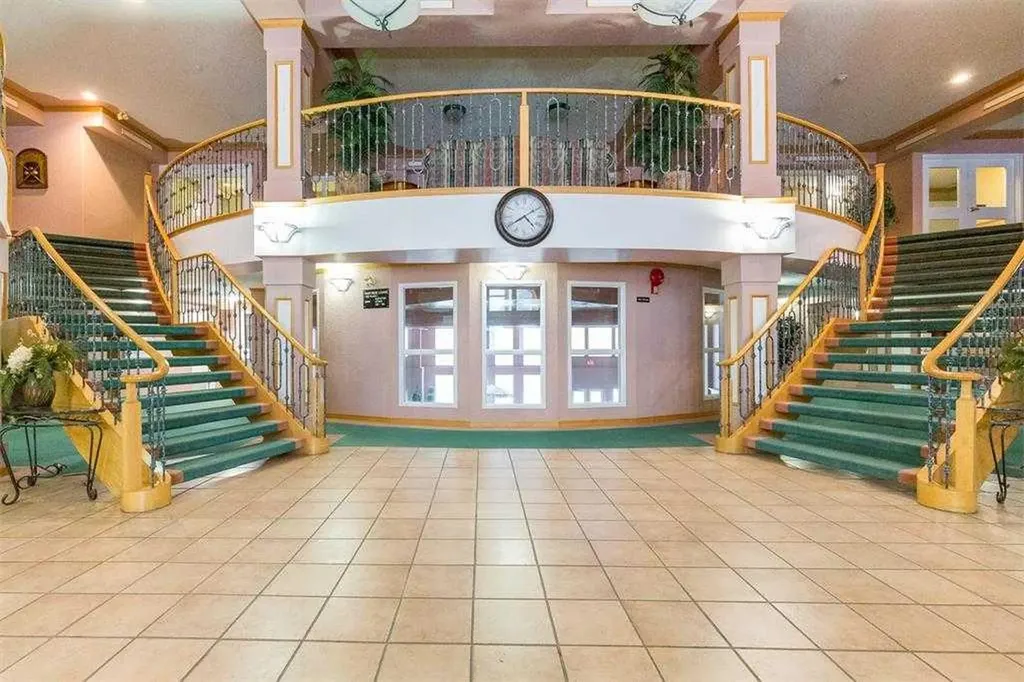 100 2 Avenue S Lethbridge AB T1J0B5