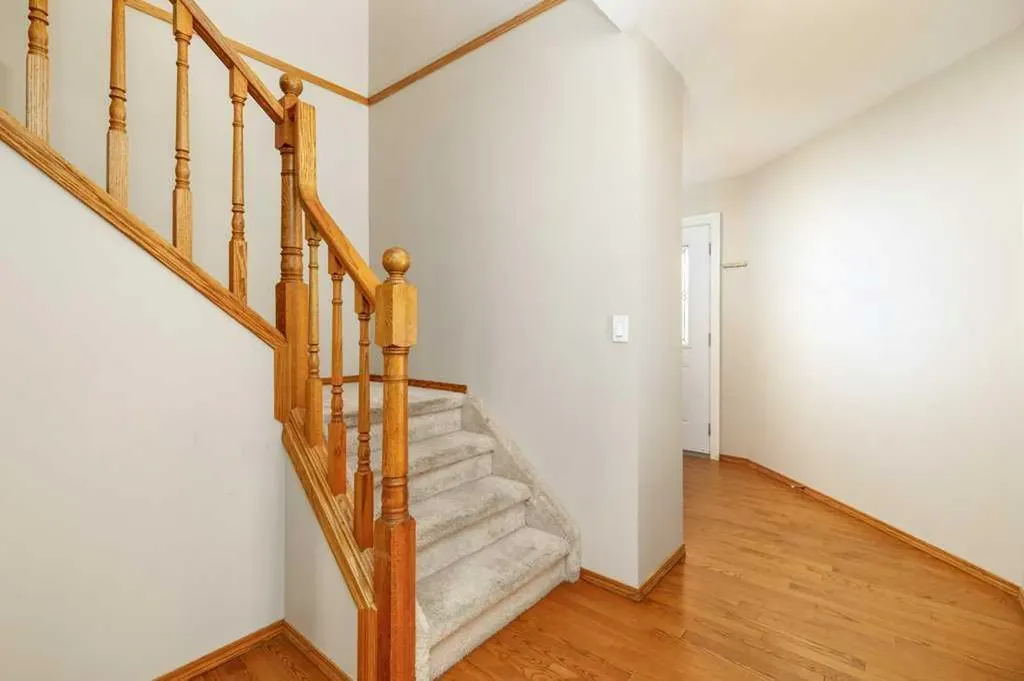 6 Densmore Crescent Red Deer AB T4R 2L8