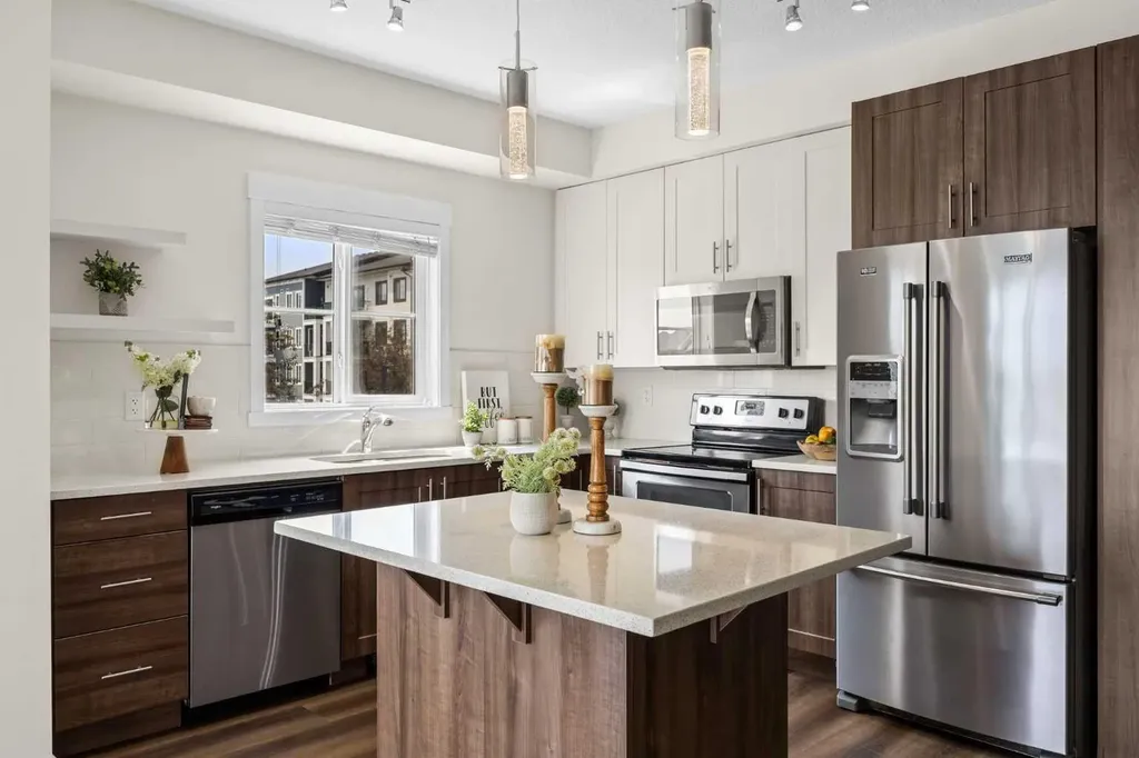 215 Legacy Boulevard SE Calgary AB T2X 3Z7