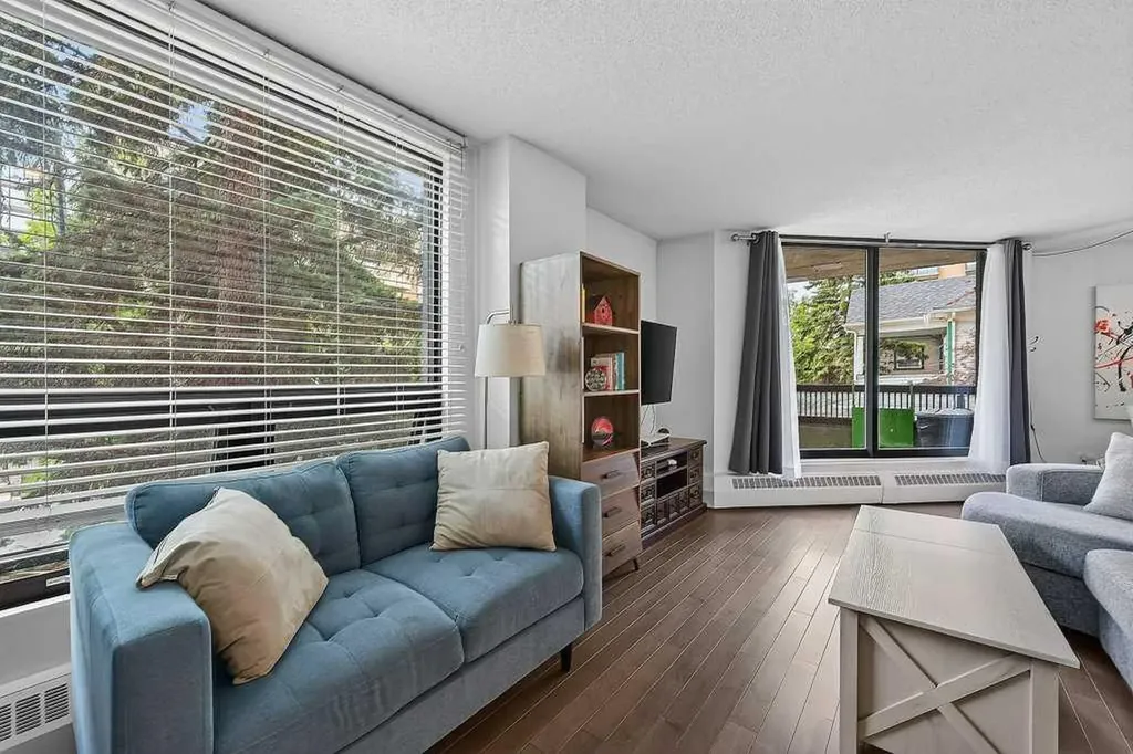1304 15 Avenue SW Calgary AB T3C0X7