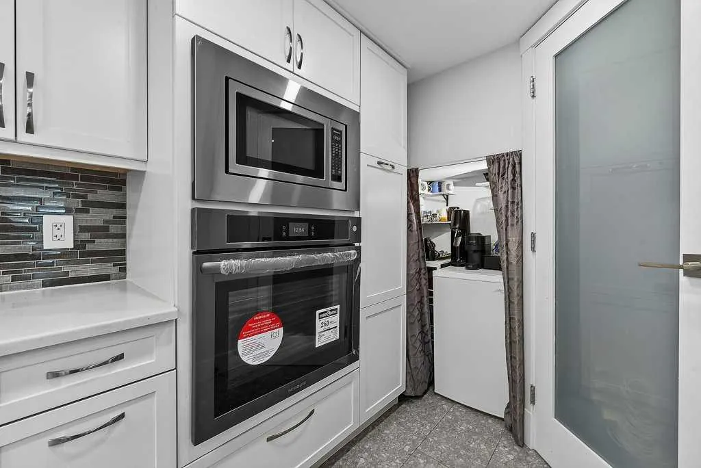 1304 15 Avenue SW Calgary AB T3C0X7