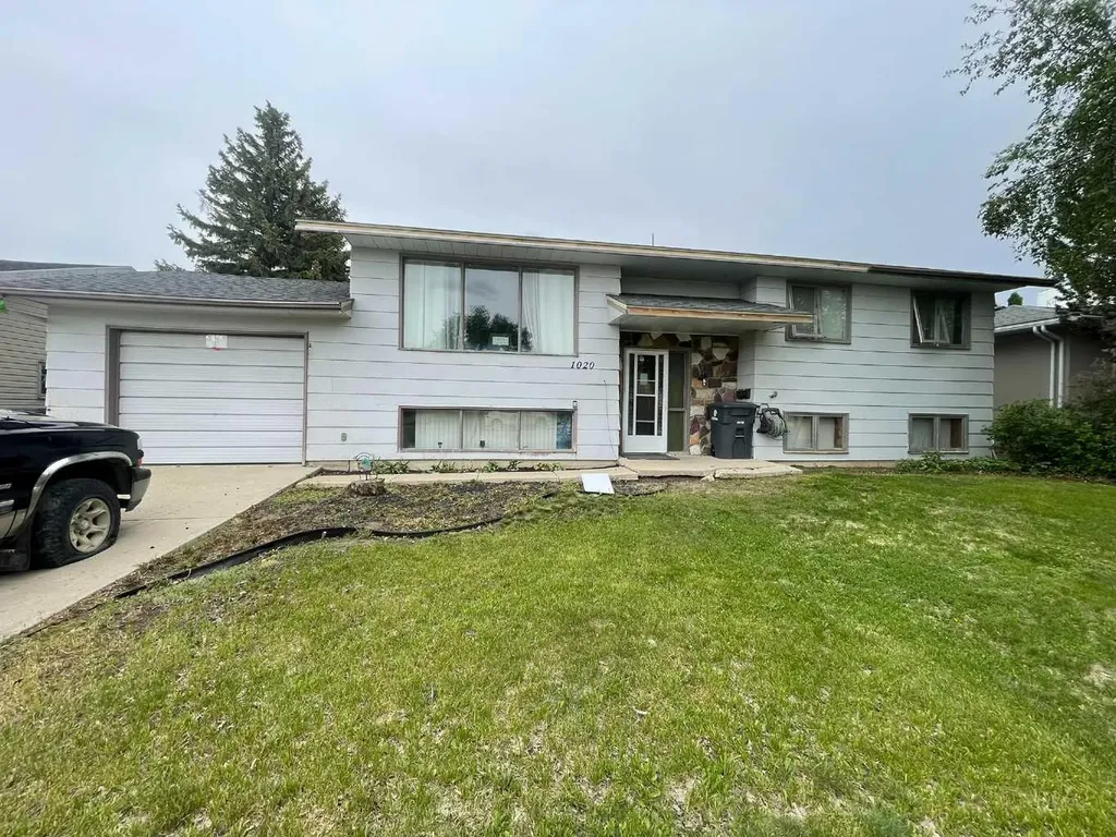 1020 1 Street W Kindersley SK S0L 1S0