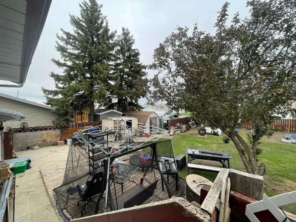 1020 1 Street W Kindersley SK S0L 1S0