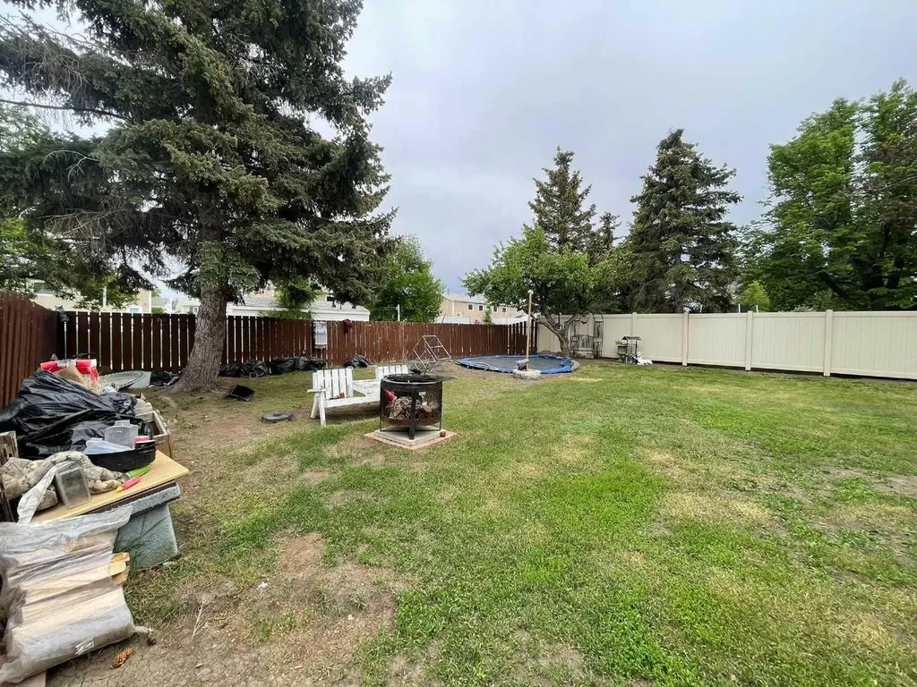 1020 1 Street W Kindersley SK S0L 1S0