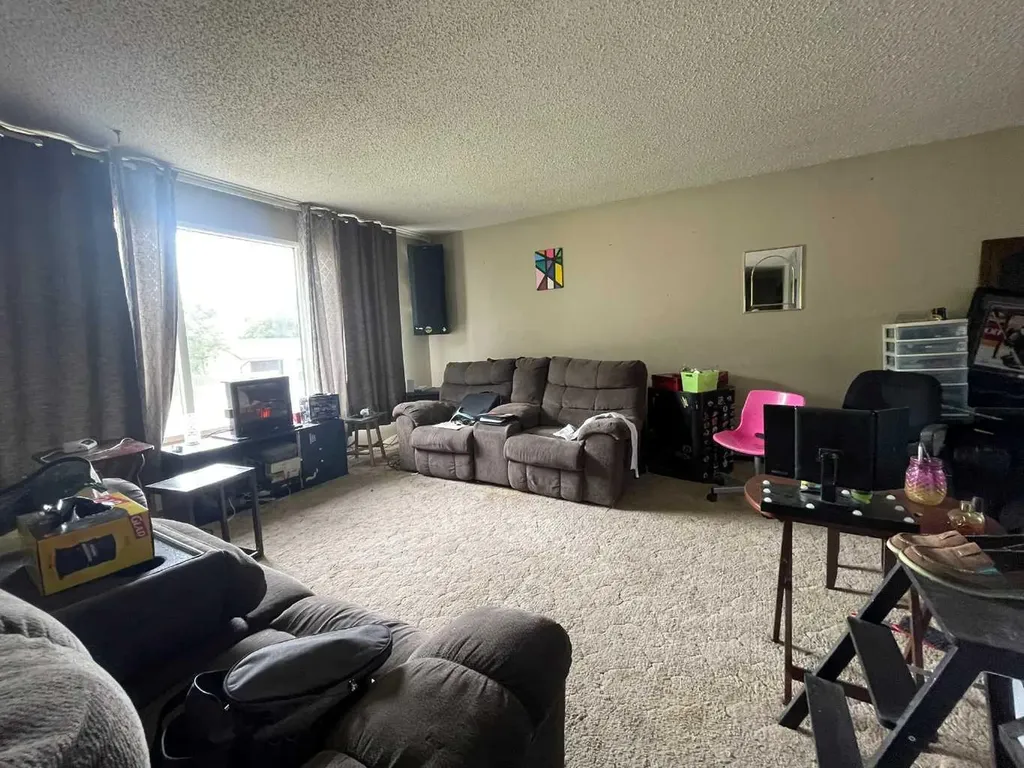 1020 1 Street W Kindersley SK S0L 1S0