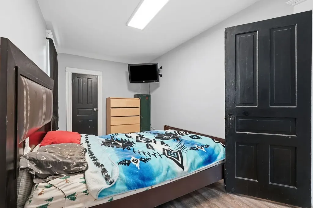 651 10 Avenue Carstairs AB T0M0N0