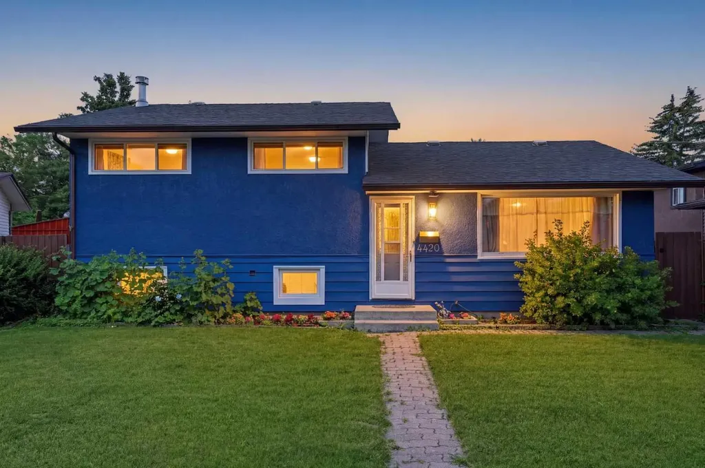 4420 3 Street NE Calgary AB T2E 3L6
