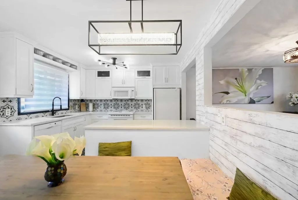 4420 3 Street NE Calgary AB T2E 3L6