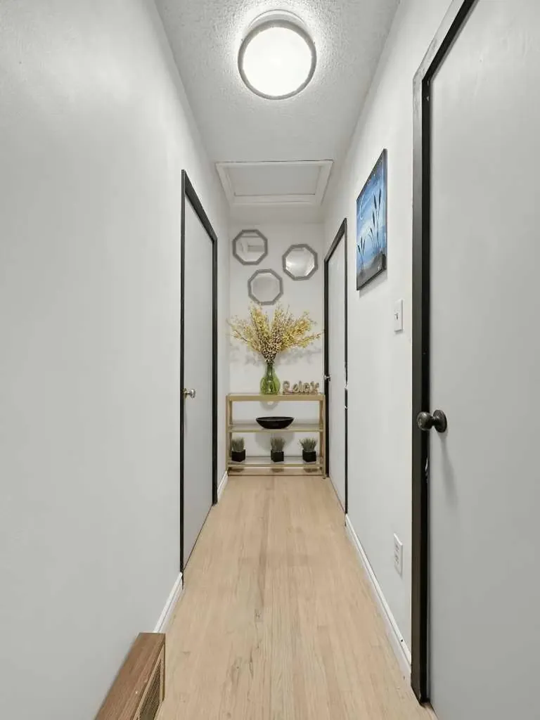 4420 3 Street NE Calgary AB T2E 3L6