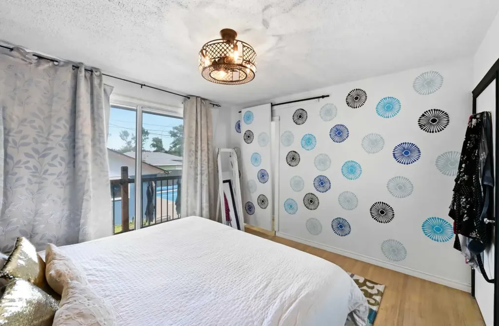 4420 3 Street NE Calgary AB T2E 3L6