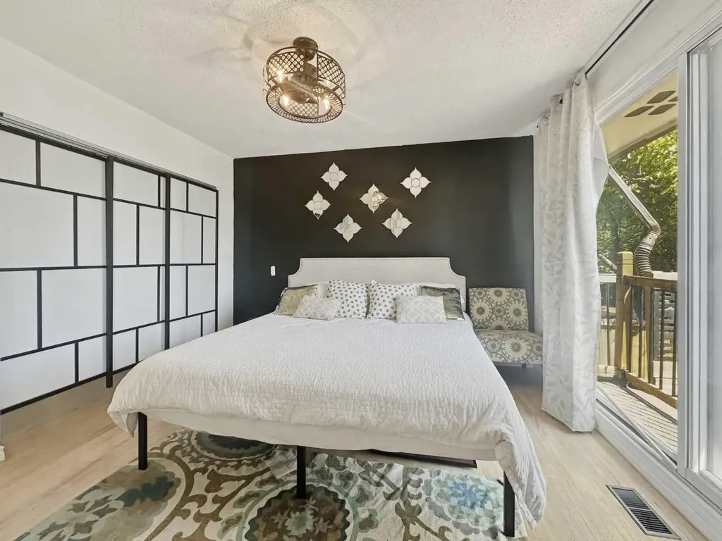 4420 3 Street NE Calgary AB T2E 3L6