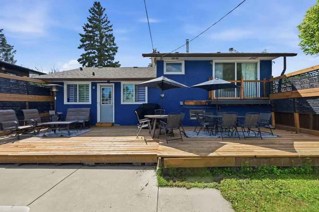 4420 3 Street NE Calgary AB T2E 3L6