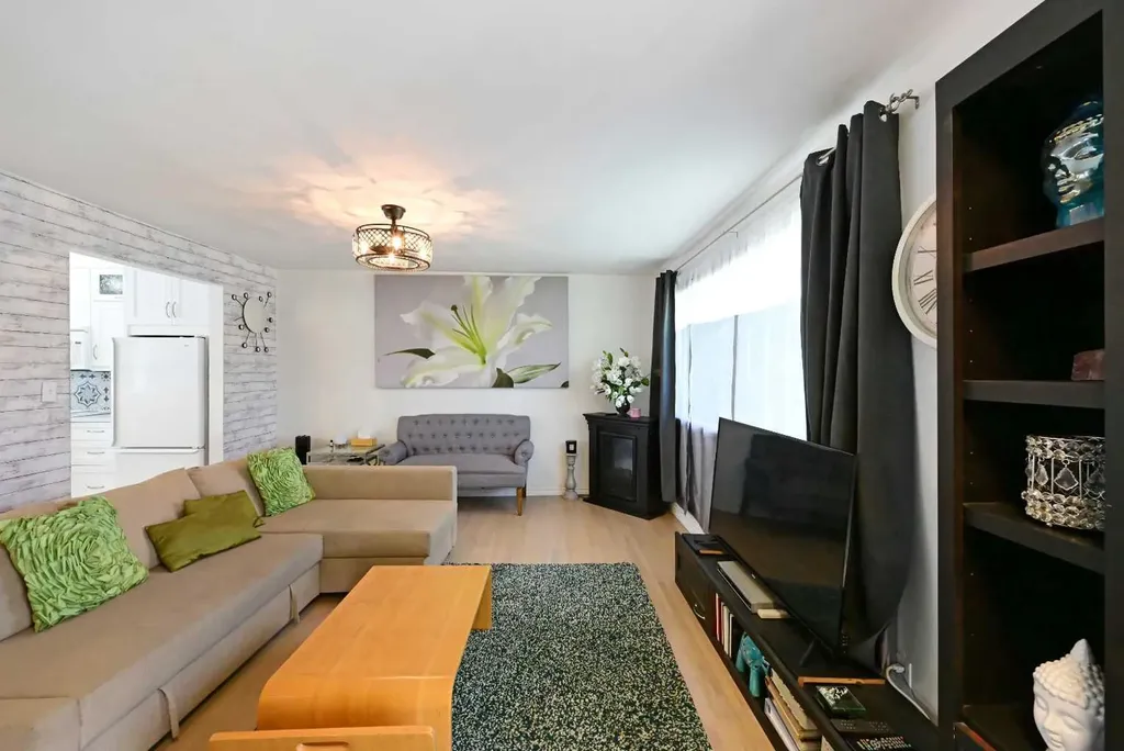 4420 3 Street NE Calgary AB T2E 3L6