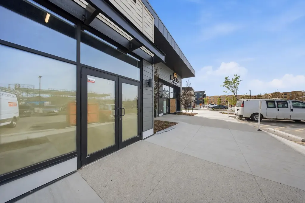 40 Belmont Drive SW Calgary AB T2X 6L5