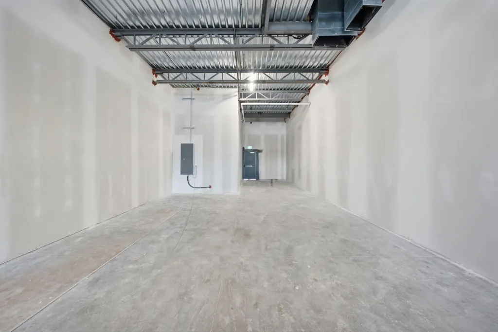 40 Belmont Drive SW Calgary AB T2X 6L5