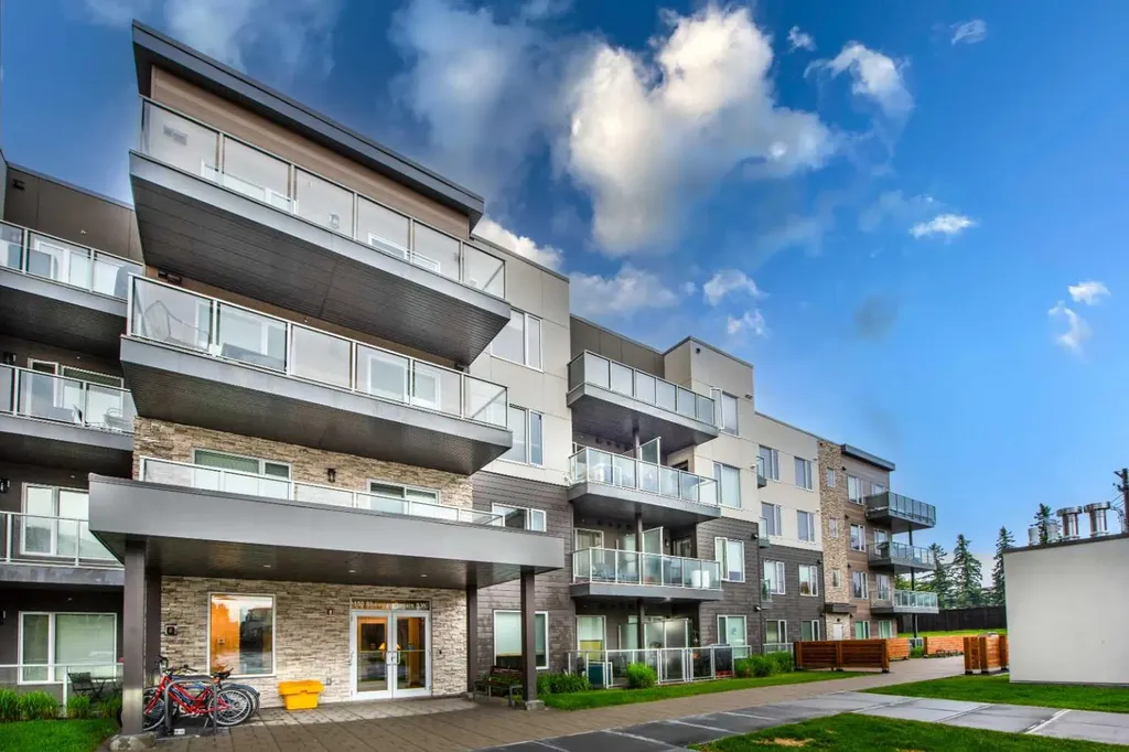 150 Shawnee Square SW Calgary AB T2Y 0T6