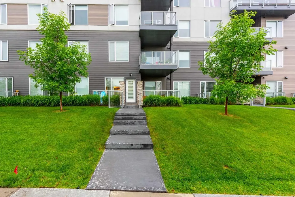 150 Shawnee Square SW Calgary AB T2Y 0T6