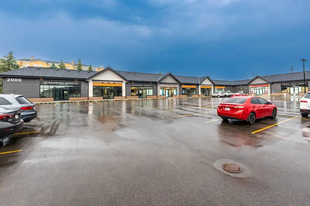 150 Shawnee Square SW Calgary AB T2Y 0T6