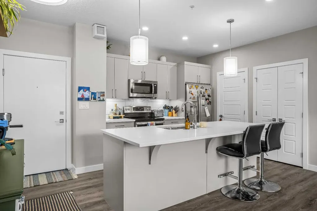 106 Stewart Creek Rise Canmore AB T1W 0N3