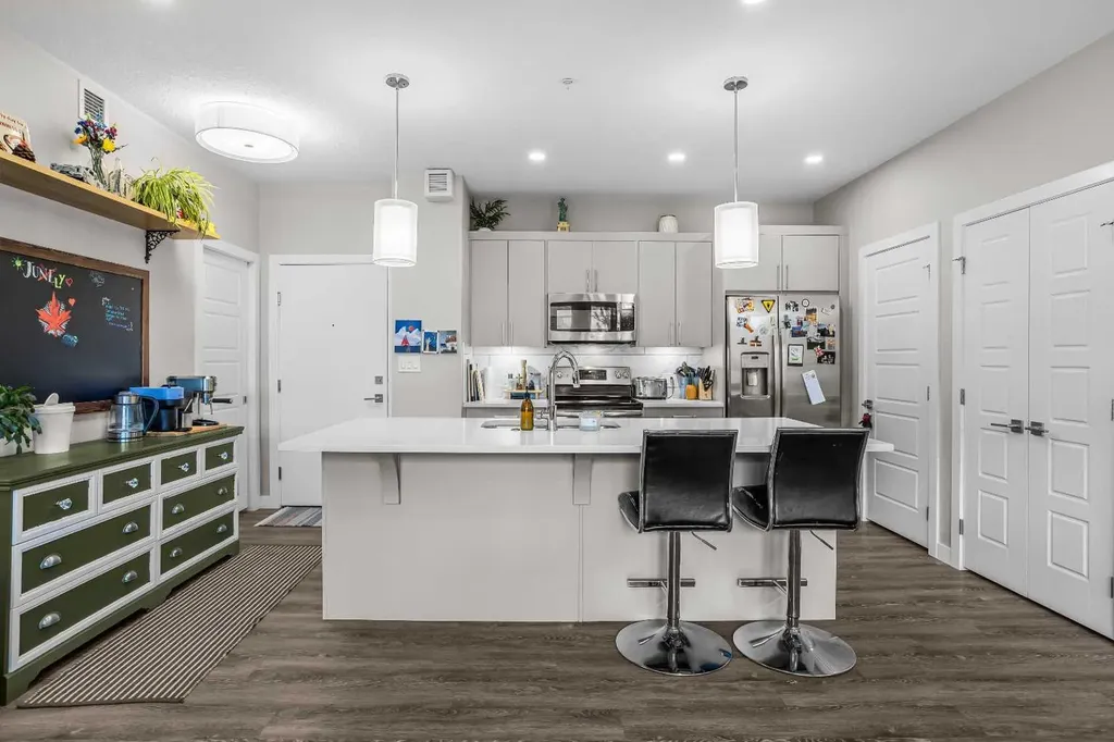 106 Stewart Creek Rise Canmore AB T1W 0N3