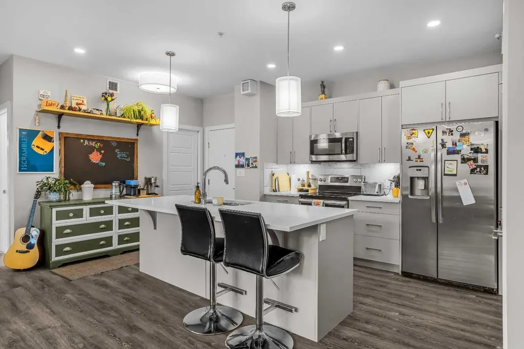 106 Stewart Creek Rise Canmore AB T1W 0N3