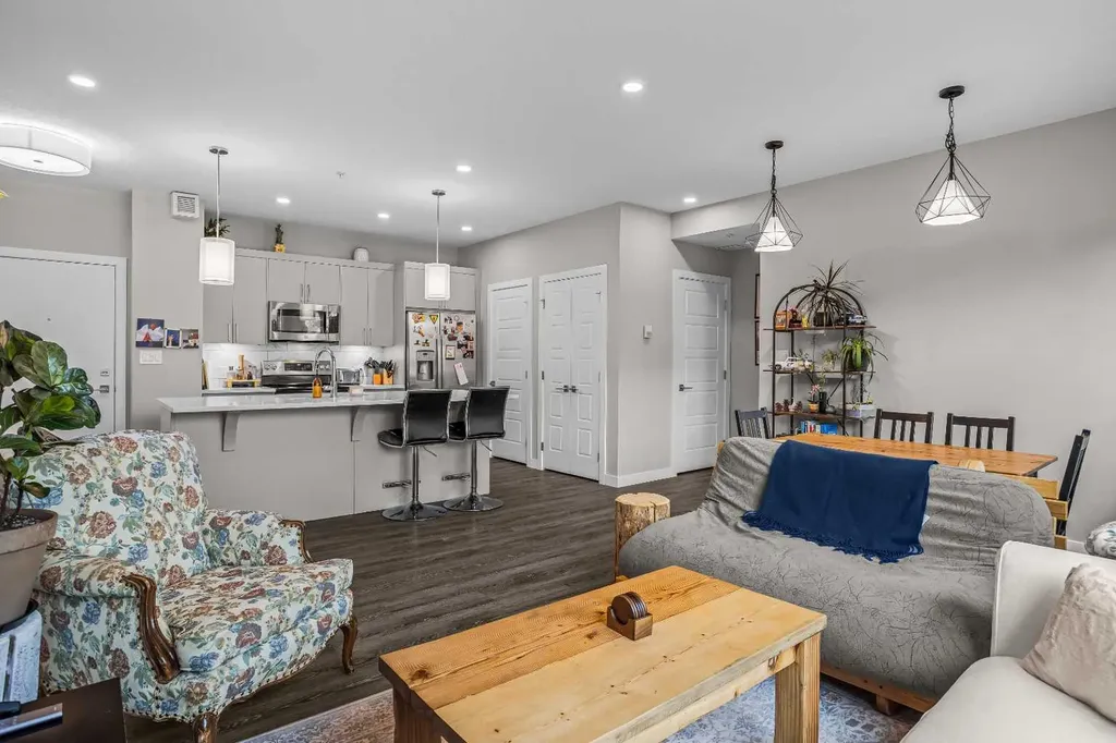 106 Stewart Creek Rise Canmore AB T1W 0N3