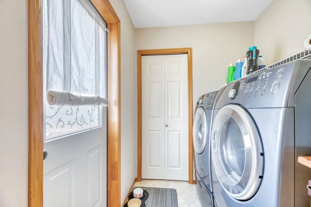 303 Robert Street SW Diamond Valley AB T0L2A0