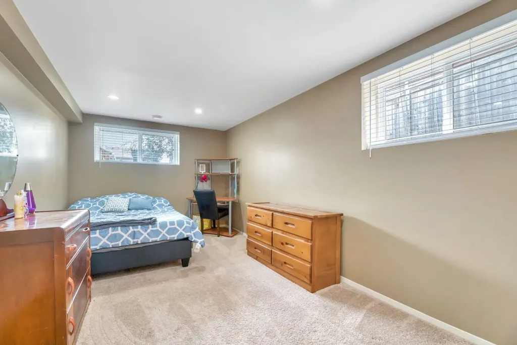 303 Robert Street SW Diamond Valley AB T0L2A0