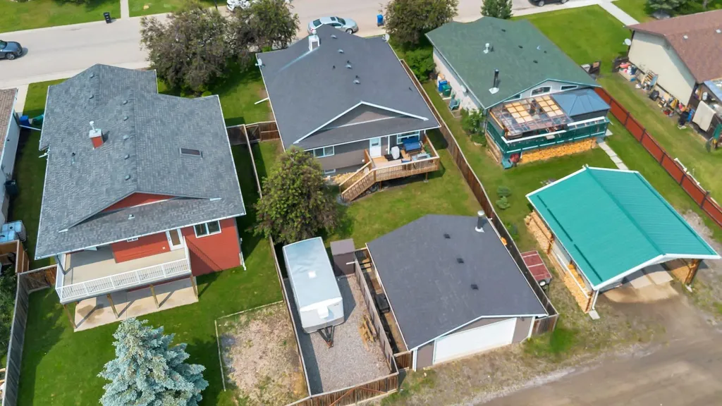 303 Robert Street SW Diamond Valley AB T0L2A0