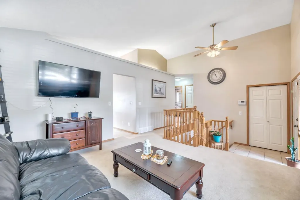 303 Robert Street SW Diamond Valley AB T0L2A0